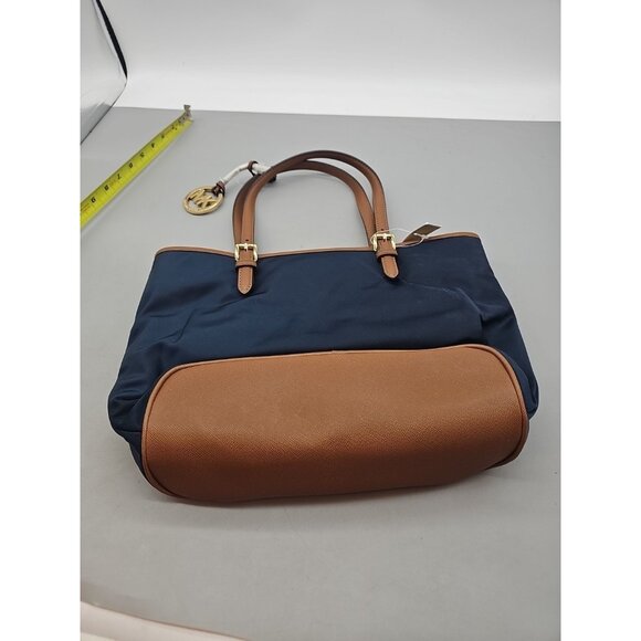 New MICHAEL KORS Jet Set Nylon Navy Blue Tote Bag Purse Leather Gold MK Logo - Picture 4 of 8